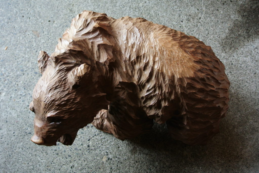木彫熊 木彫り 座熊 大和彫 大和正幸 美品 ジャパン公式通販 - www