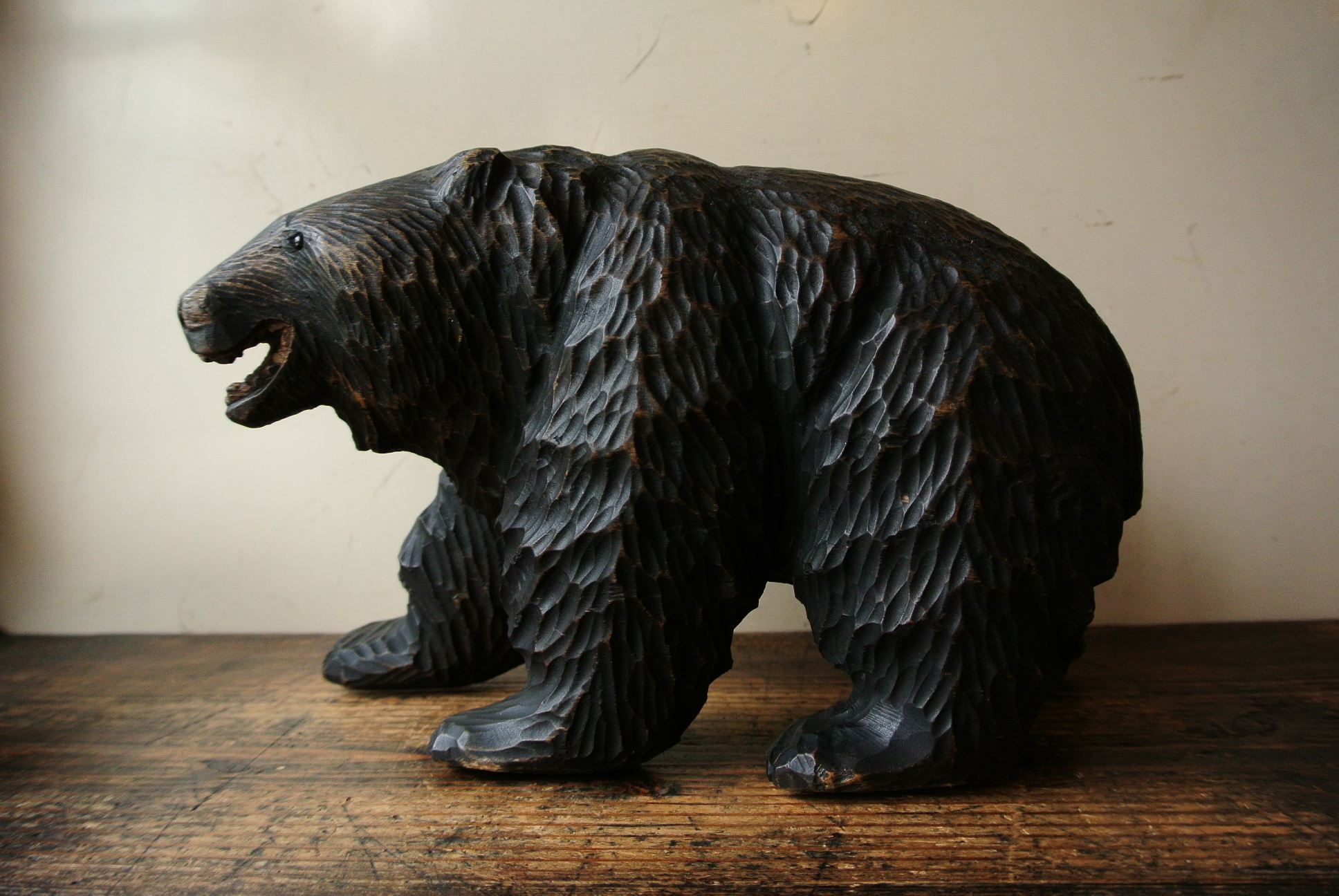 4138-100-2】美品 彫刻 クマ レトロ 木彫り 熊 アンティーク-